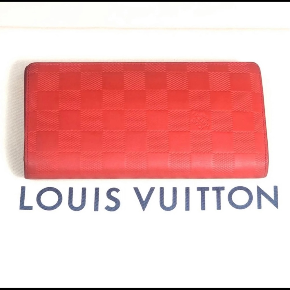 Louis Vuitton Damier Infini wallet